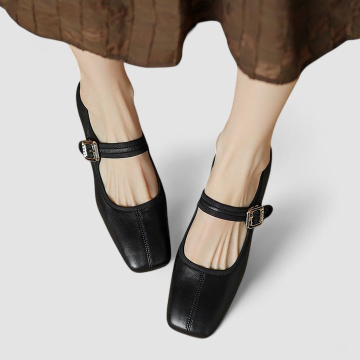Adelais | Women&