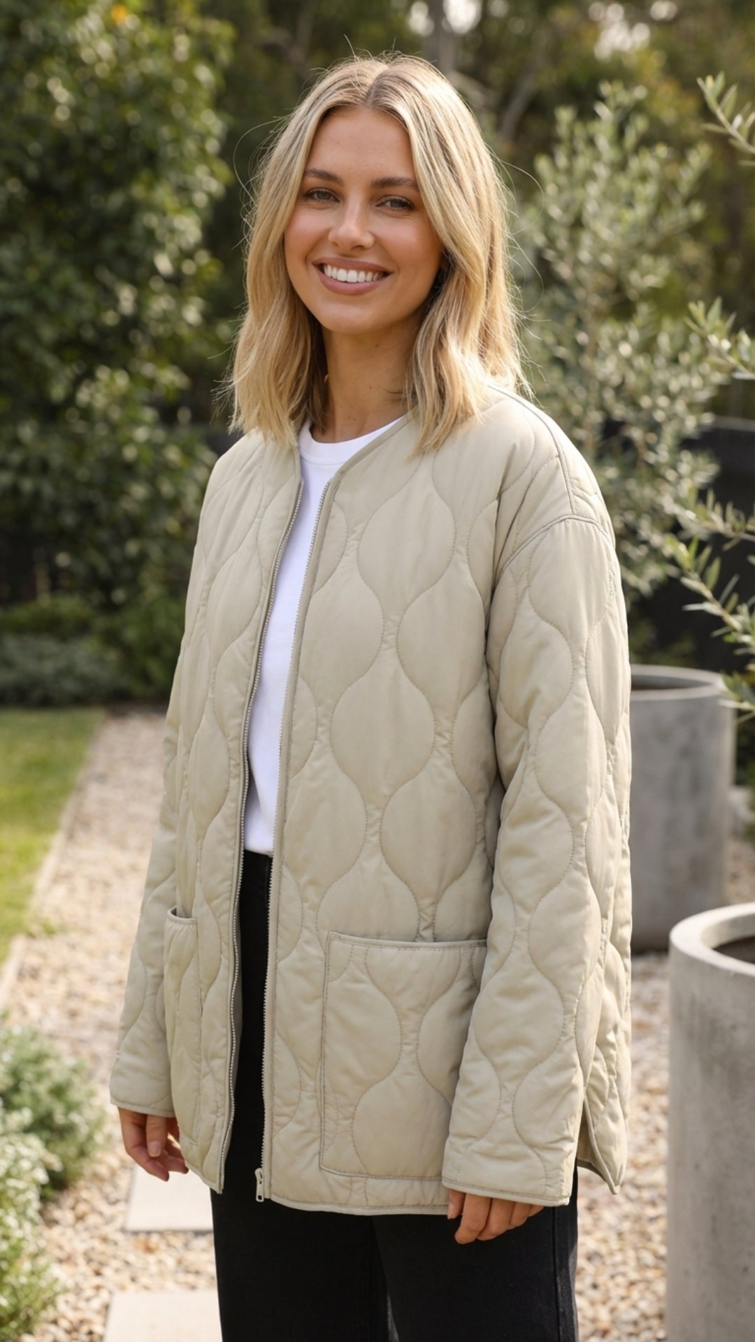 Aldgate | Women's Quilted Jacket Lightweight Zip-Up - Beige - Image 1