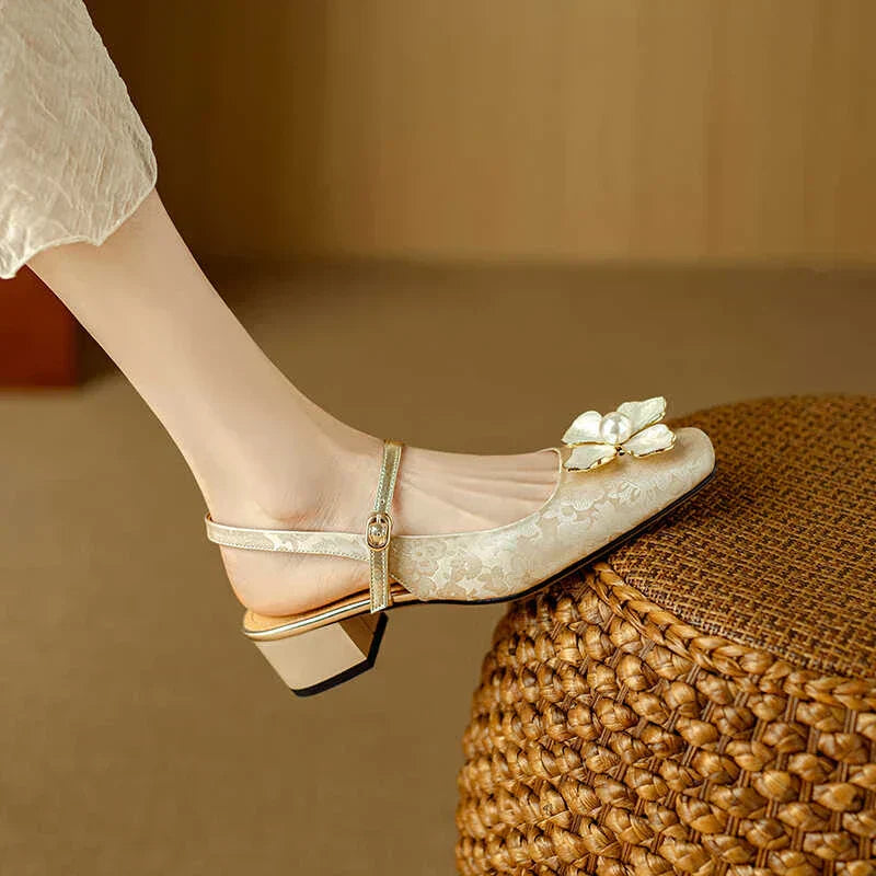 Beatriz | Women&