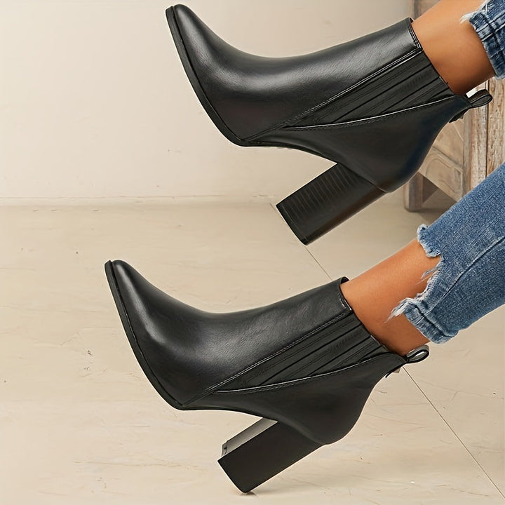 Brenna | Women&