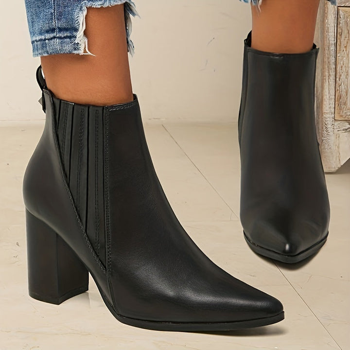 Brenna | Women&