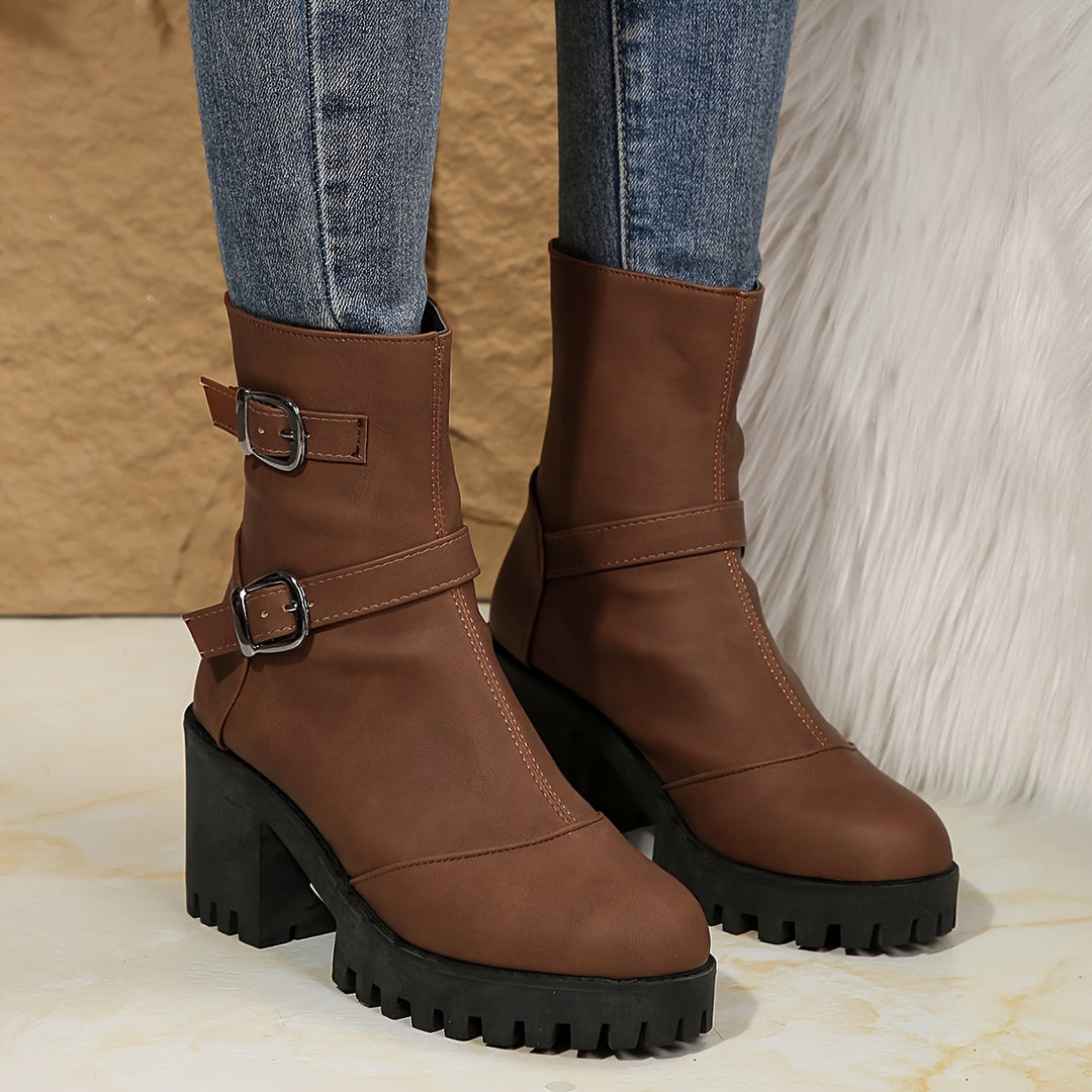 Britta | Women&