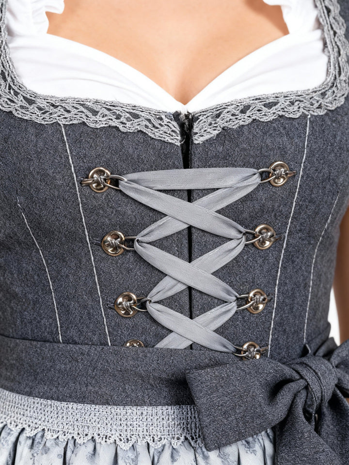 Britta | Women&