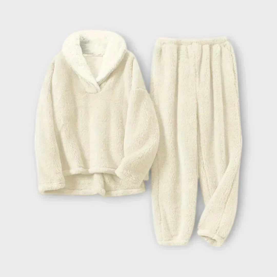 Calveth | Women&