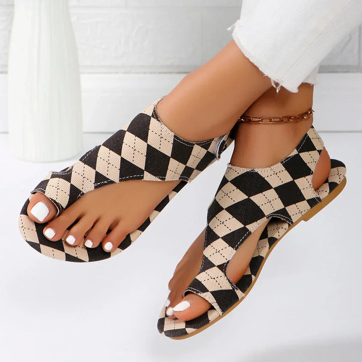 Clarissa | Women&
