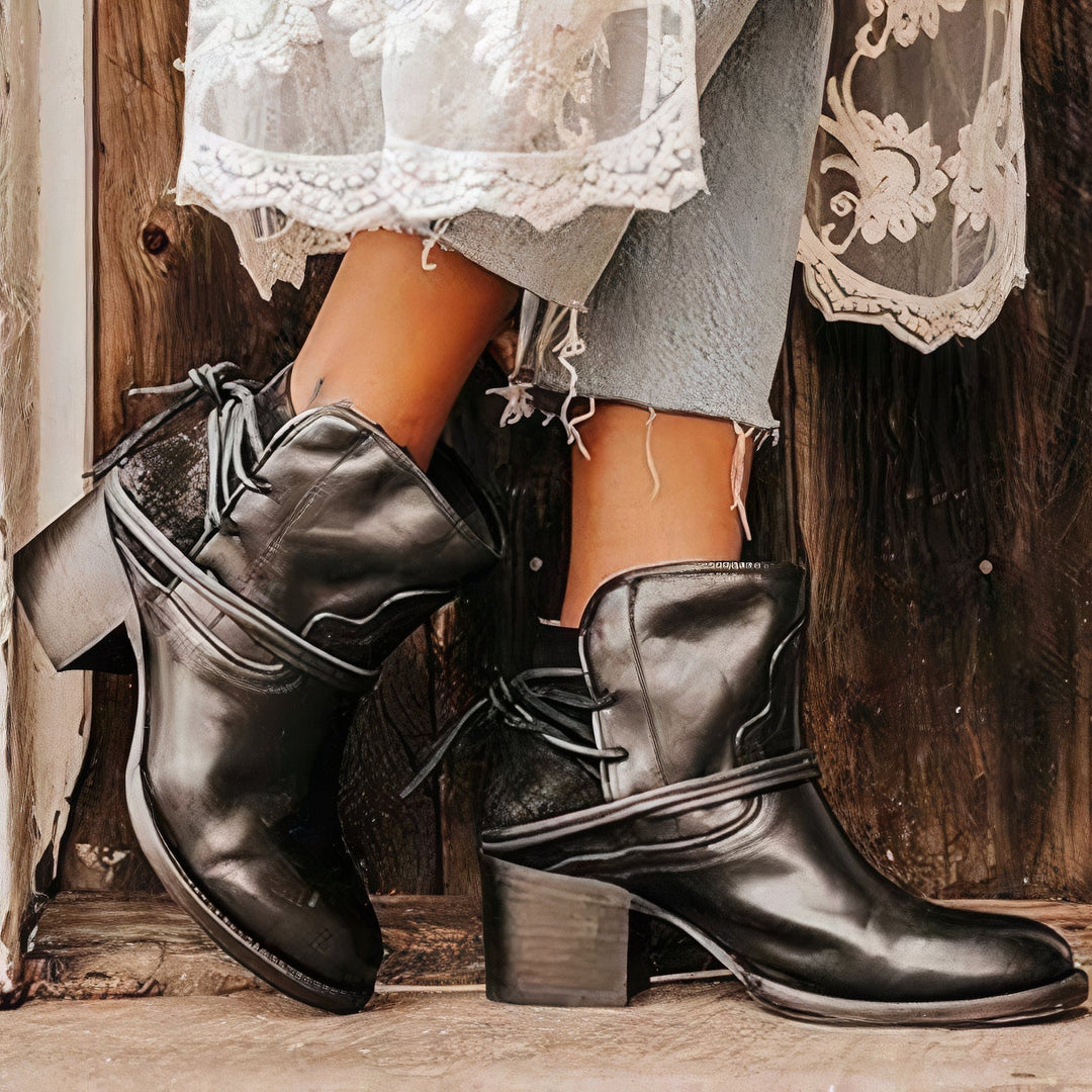Corryn | Women&