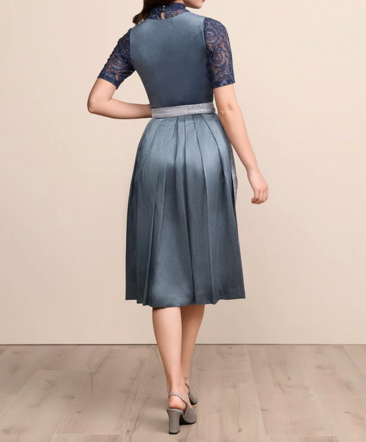 Britta | Women&