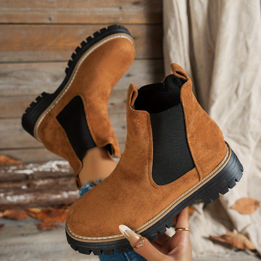 Darcie | Women&