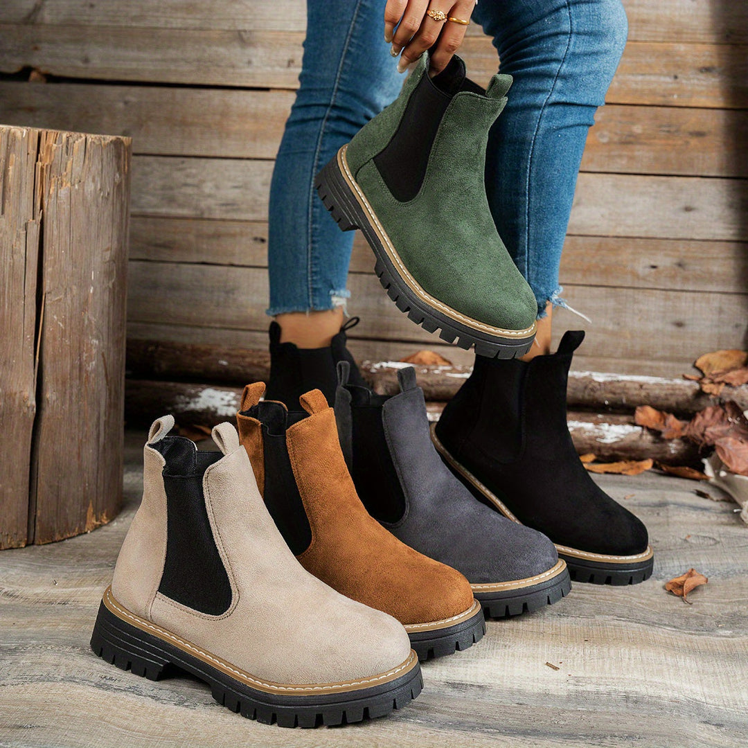 Darcie | Women&