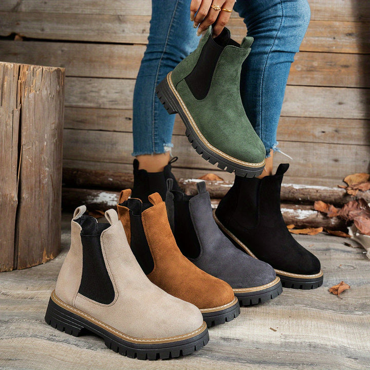Darcie | Women&