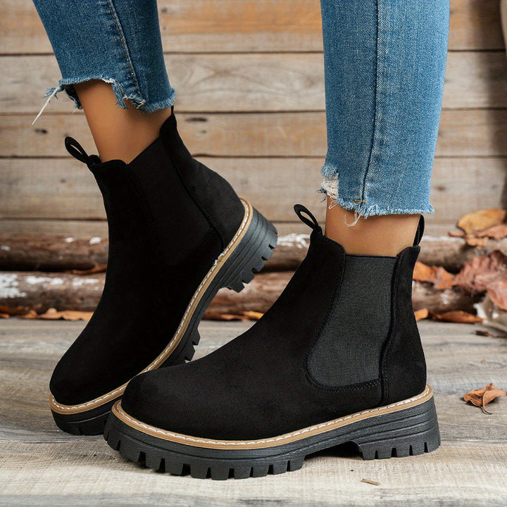 Darcie | Women&