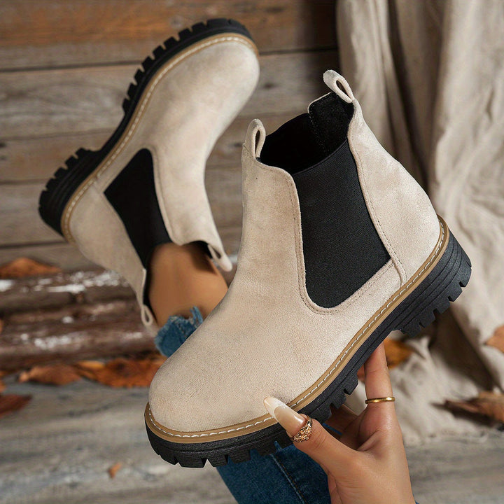 Darcie | Women&