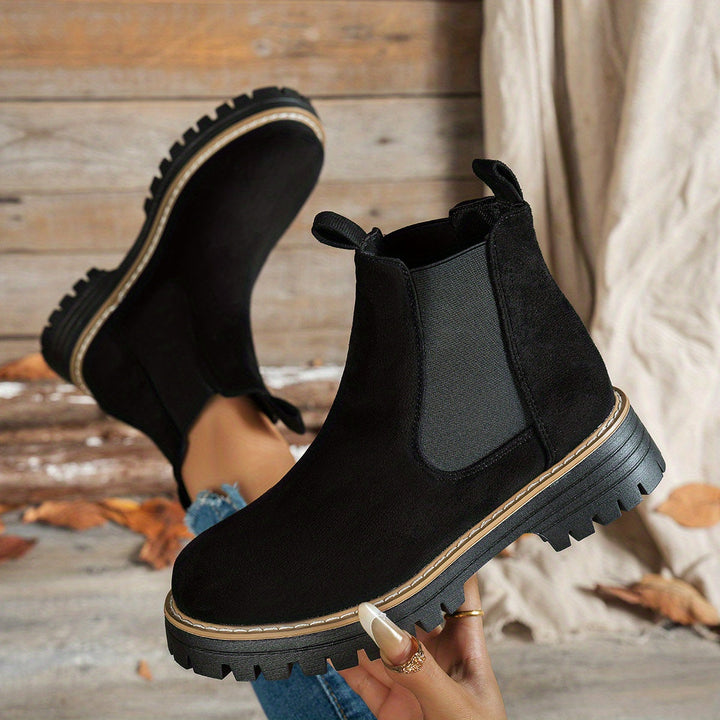 Darcie | Women&