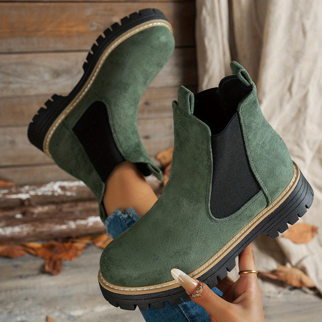 Darcie | Women&