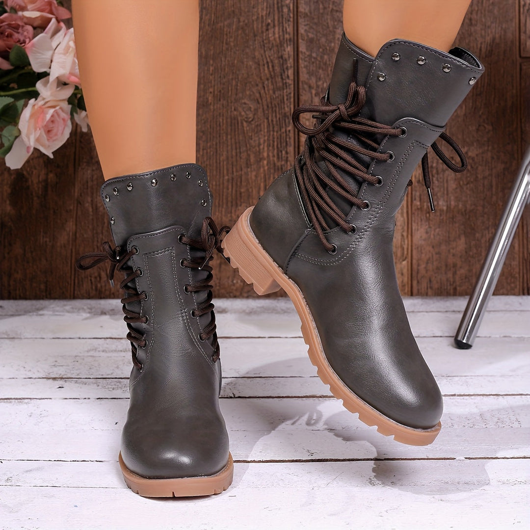 Delia | Women&