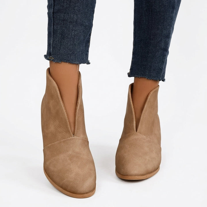 Delvwyn | Women&