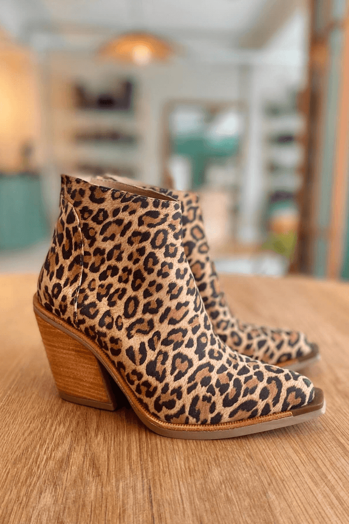 Guinevere | Women&