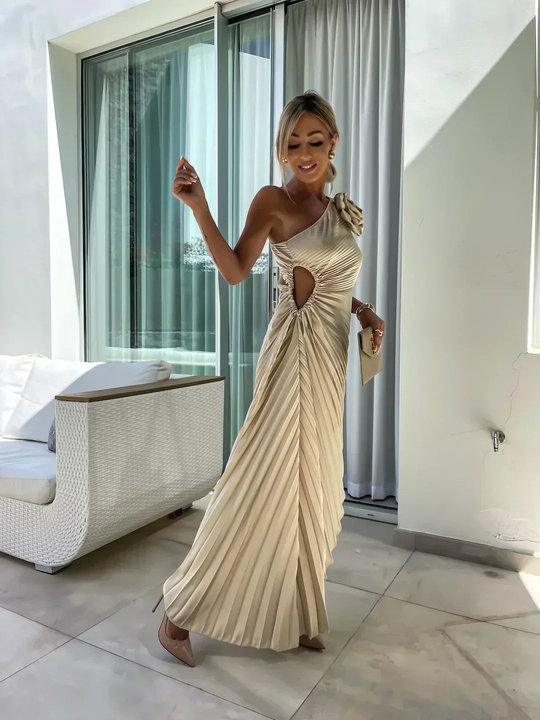 Serenaya | Damen Midi-Kleid mit einer Schulter - Pink - Bild 5