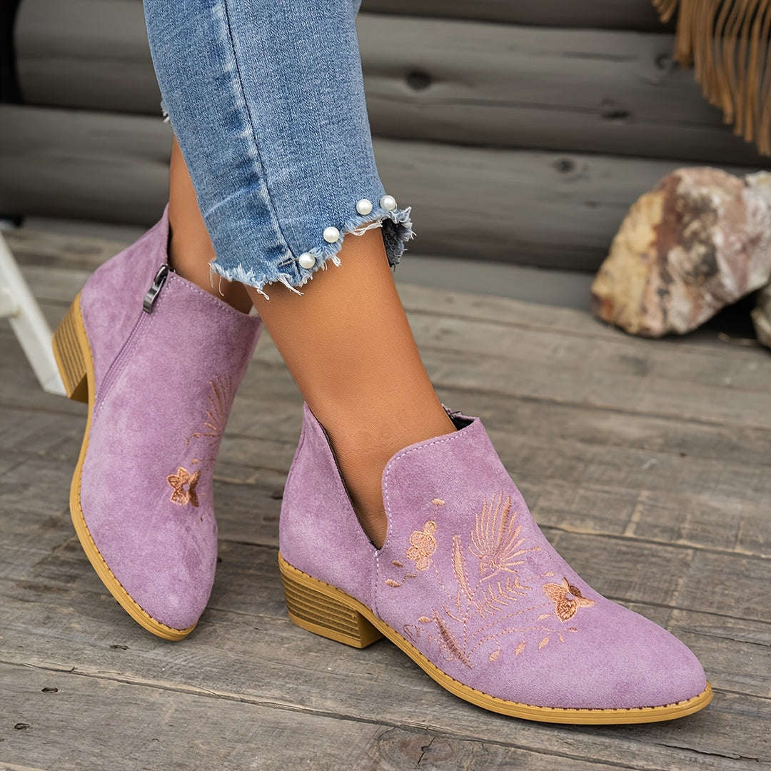 Thessaly | Women&