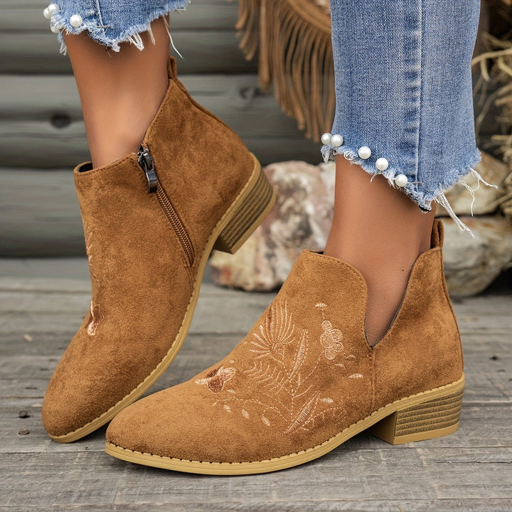 Thessaly | Women&
