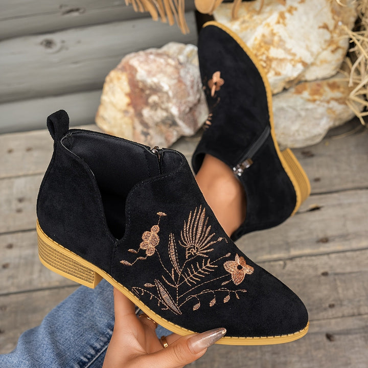 Thessaly | Women&