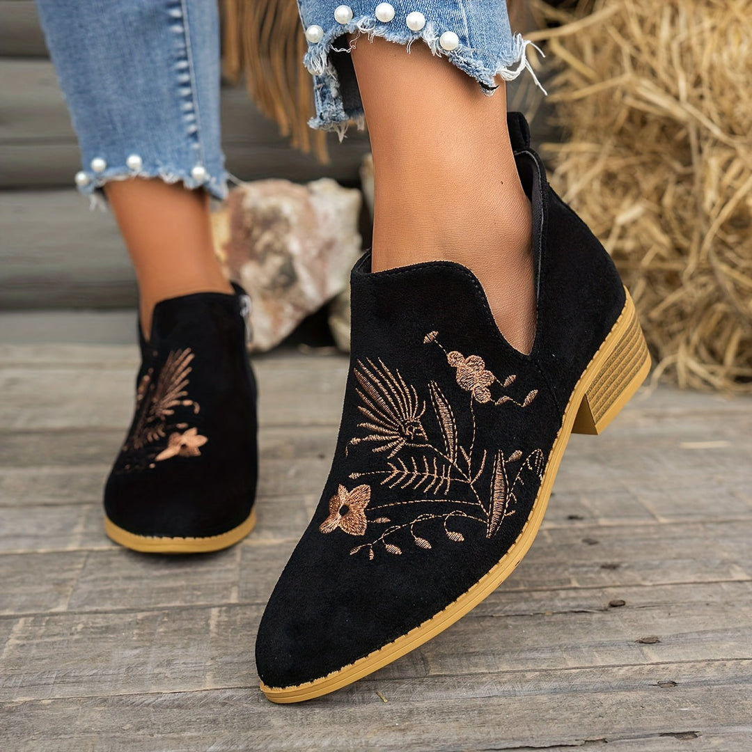 Thessaly | Women&