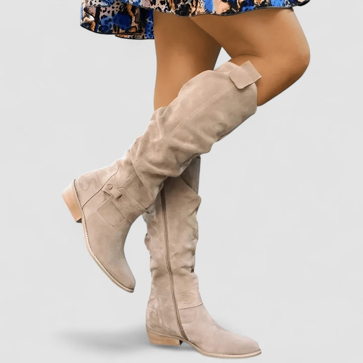 Thessaly | Women&