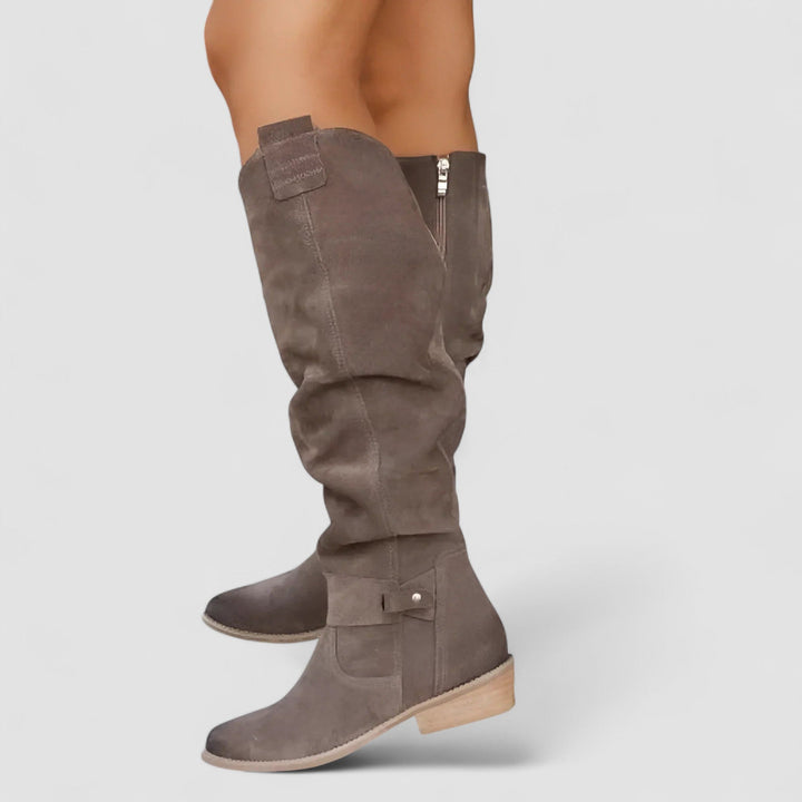 Thessaly | Women&