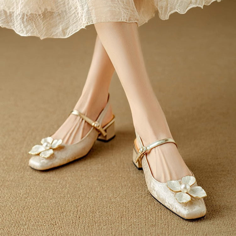 Wisteria | Women&