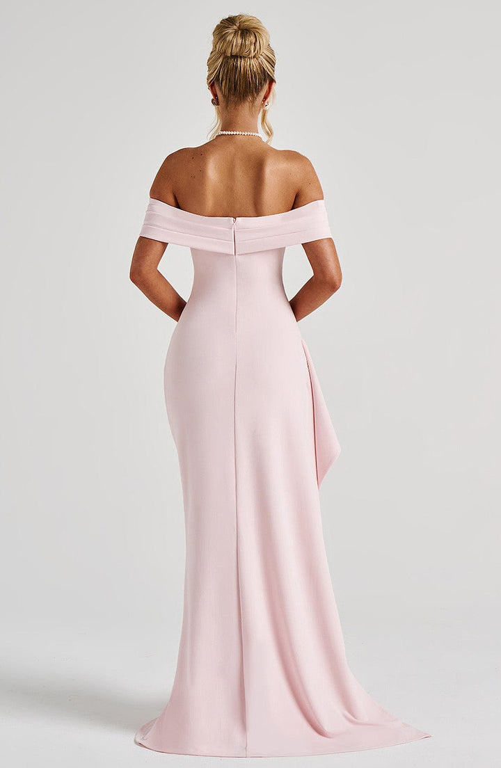 Zelvara | Women&